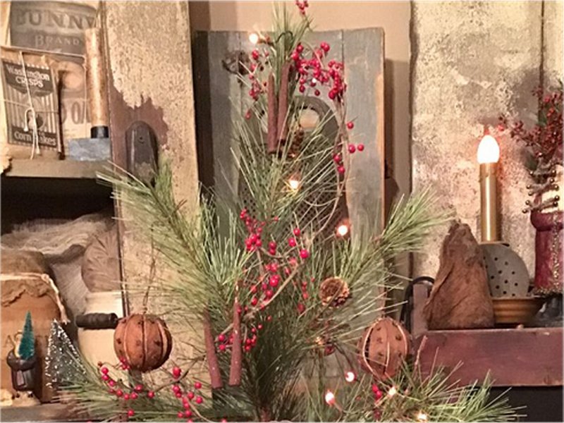 Early American Living Decorating an 1820s Christmas Tree The Family